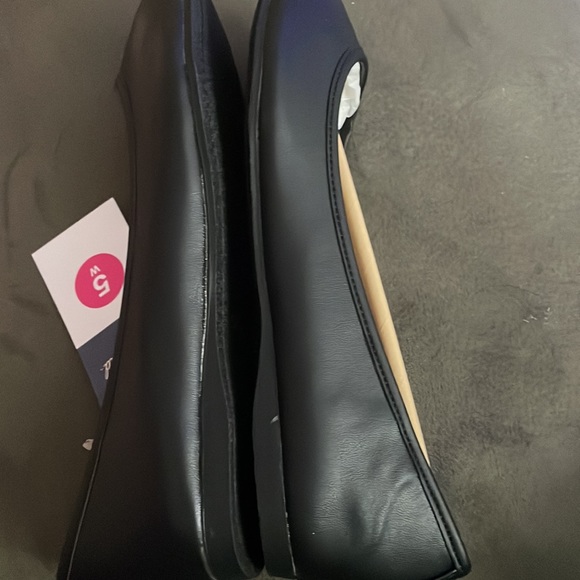 Universal thread Everly flats memory foam slip on black shoe 5W new with tags - Picture 4 of 14